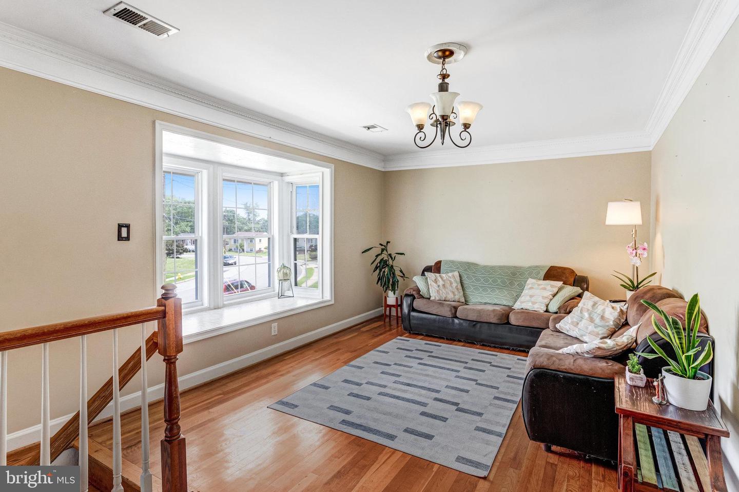 1446 CALIFORNIA ST, WOODBRIDGE, Virginia 22191, 4 Bedrooms Bedrooms, ,2 BathroomsBathrooms,Residential,For sale,1446 CALIFORNIA ST,VAPW2097460 MLS # VAPW2097460