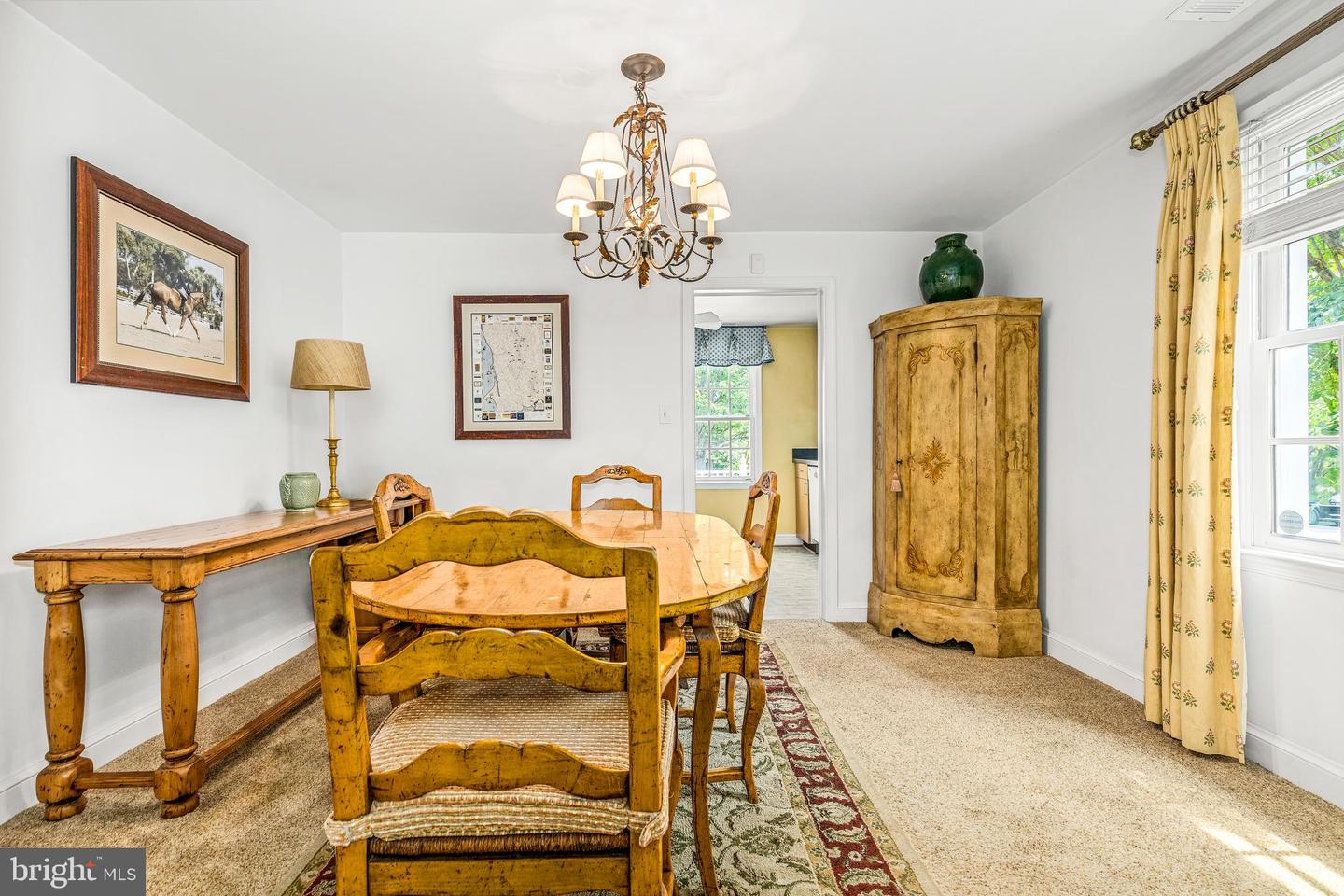 106 W MARSHALL ST, MIDDLEBURG, Virginia 20117, 2 Bedrooms Bedrooms, ,2 BathroomsBathrooms,Residential,For sale,106 W MARSHALL ST,VALO2100644 MLS # VALO2100644