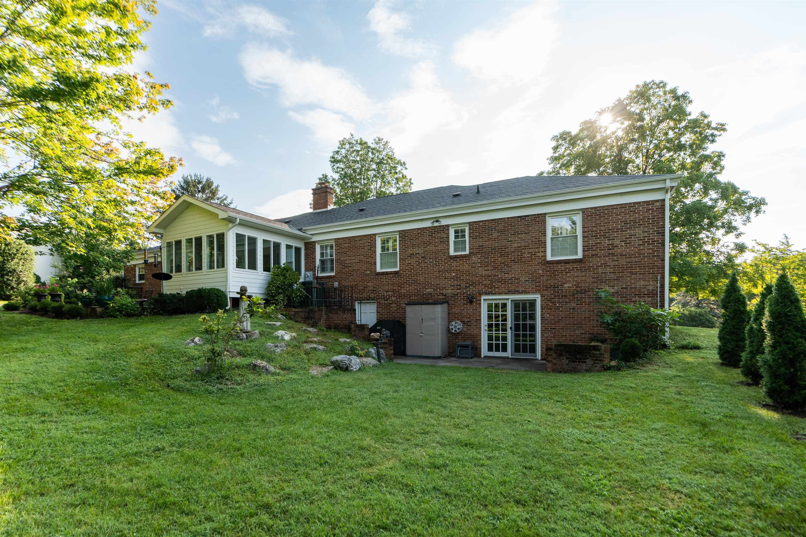 815 LAMMERMOOR DR, STAUNTON, Virginia 24401, 4 Bedrooms Bedrooms, ,3 BathroomsBathrooms,Residential,815 LAMMERMOOR DR,667602 MLS # 667602