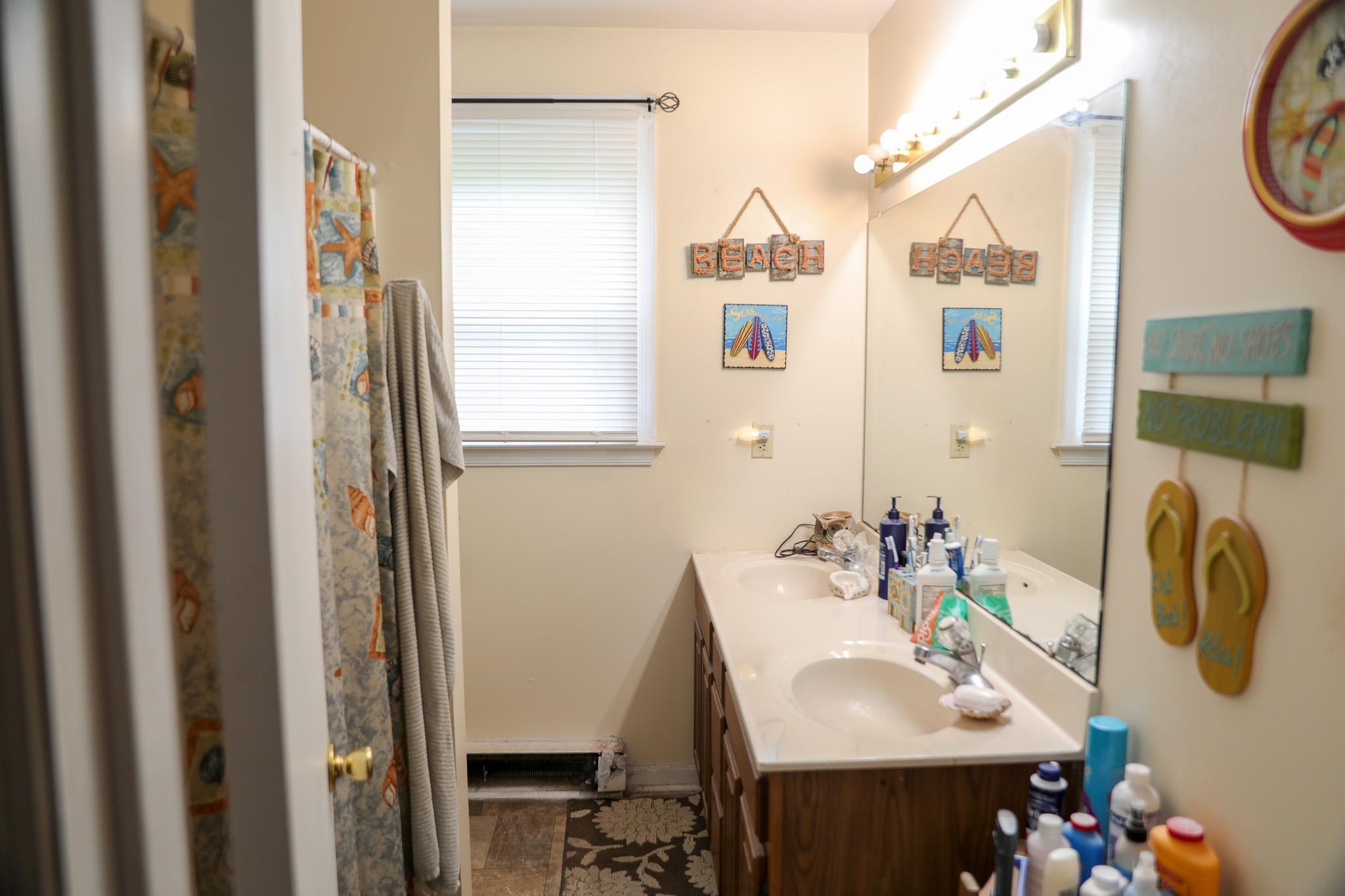 44 STUART AVE, STUARTS DRAFT, Virginia 24477, 2 Bedrooms Bedrooms, ,1 BathroomBathrooms,Residential,44 STUART AVE,667606 MLS # 667606