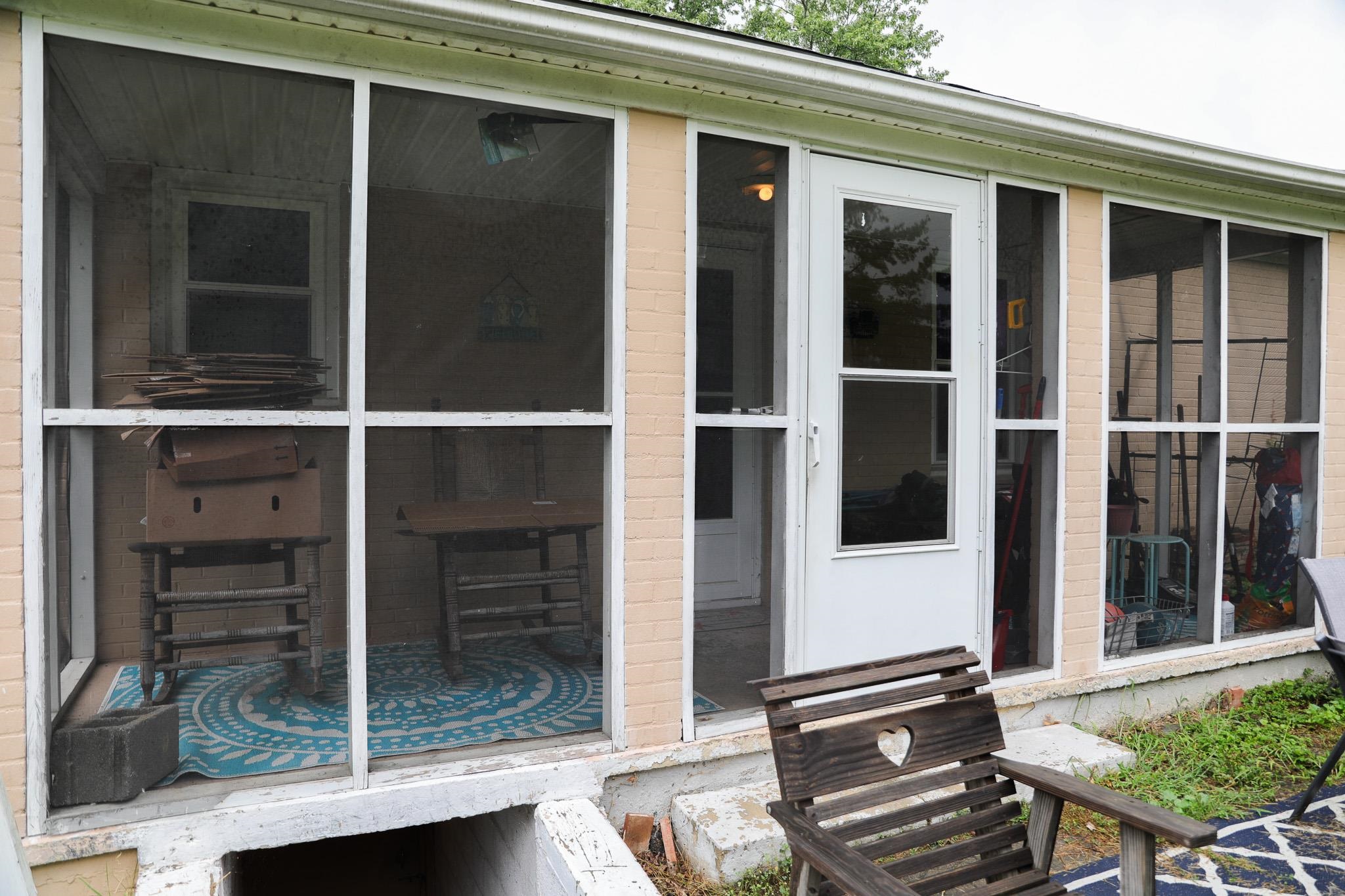 44 STUART AVE, STUARTS DRAFT, Virginia 24477, 2 Bedrooms Bedrooms, ,1 BathroomBathrooms,Residential,44 STUART AVE,667606 MLS # 667606