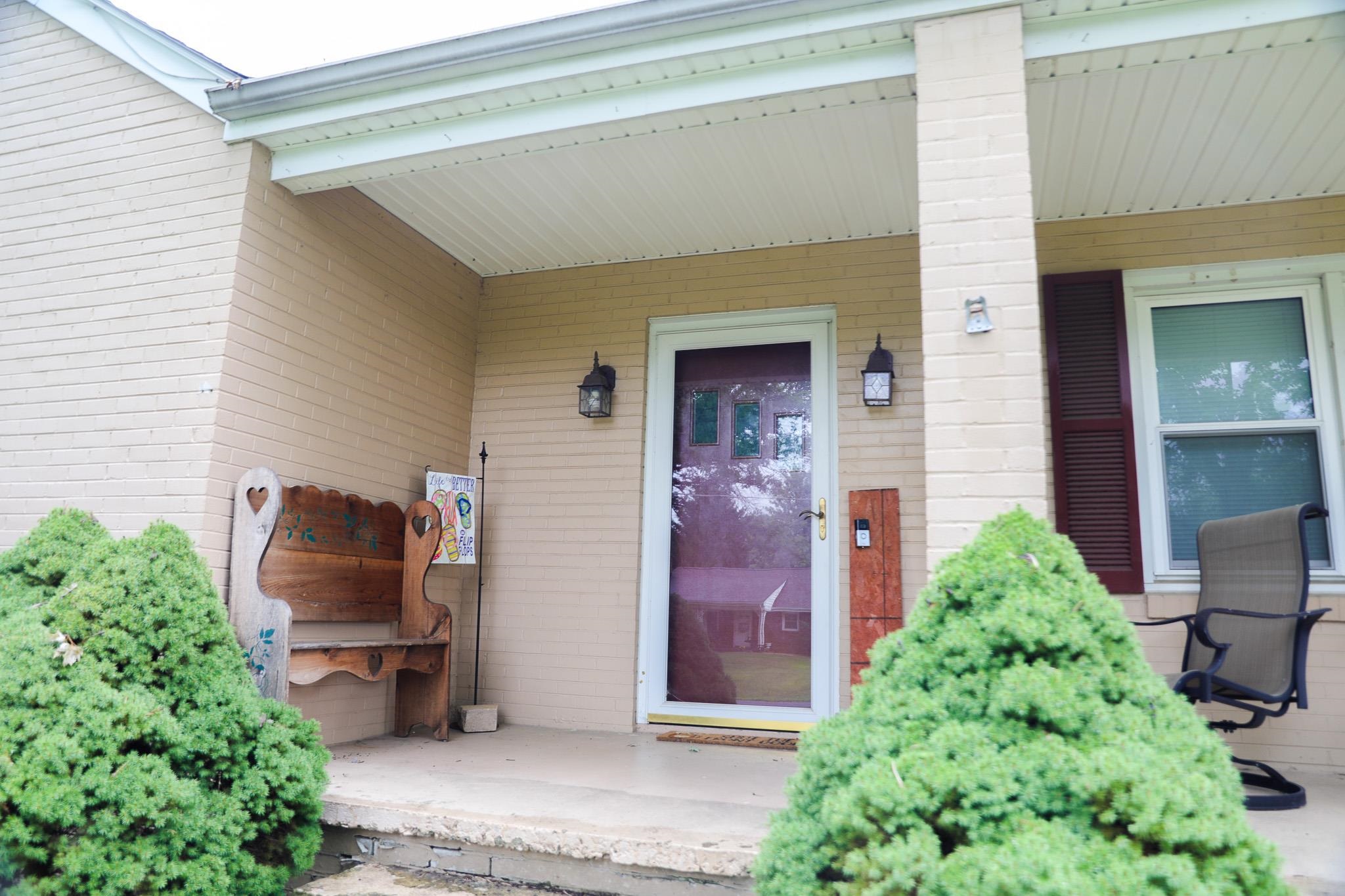 44 STUART AVE, STUARTS DRAFT, Virginia 24477, 2 Bedrooms Bedrooms, ,1 BathroomBathrooms,Residential,44 STUART AVE,667606 MLS # 667606
