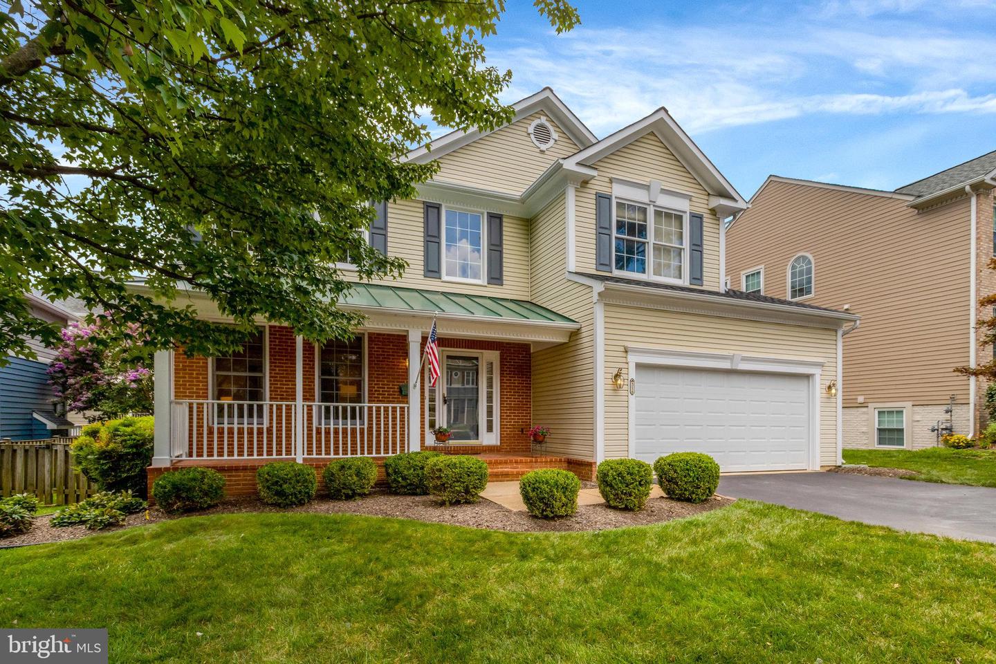 316 S TAYLOR ST S, ARLINGTON, Virginia 22204, 4 Bedrooms Bedrooms, ,3 BathroomsBathrooms,Residential,For sale,316 S TAYLOR ST S,VAAR2060220 MLS # VAAR2060220