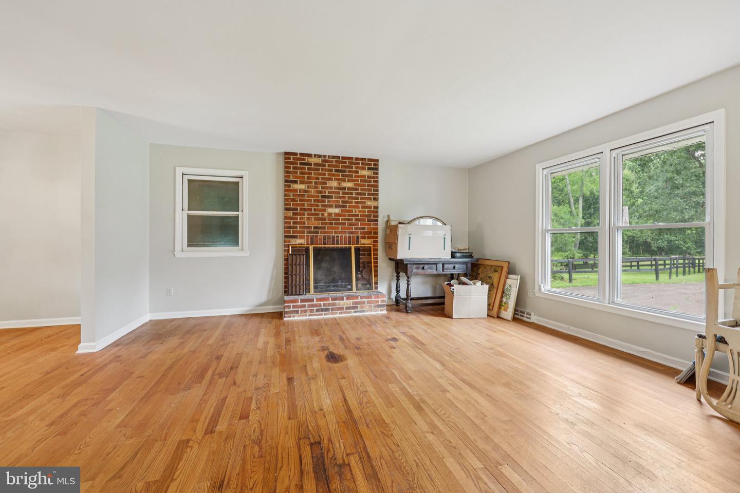 10102 FOXVILLE RD, WARRENTON, Virginia 20186, 5 Bedrooms Bedrooms, ,2 BathroomsBathrooms,Residential,For sale,10102 FOXVILLE RD,VAFQ2017368 MLS # VAFQ2017368