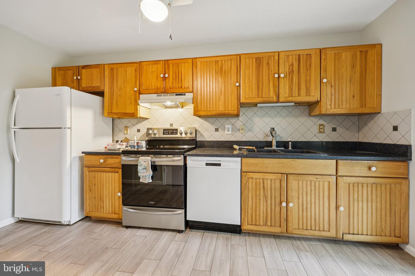 10102 FOXVILLE RD, WARRENTON, Virginia 20186, 5 Bedrooms Bedrooms, ,2 BathroomsBathrooms,Residential,For sale,10102 FOXVILLE RD,VAFQ2017368 MLS # VAFQ2017368