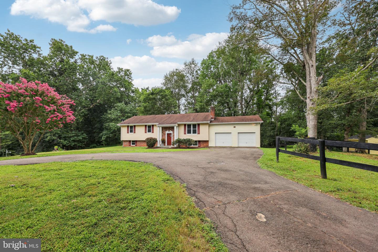 10102 FOXVILLE RD, WARRENTON, Virginia 20186, 5 Bedrooms Bedrooms, ,2 BathroomsBathrooms,Residential,For sale,10102 FOXVILLE RD,VAFQ2017368 MLS # VAFQ2017368