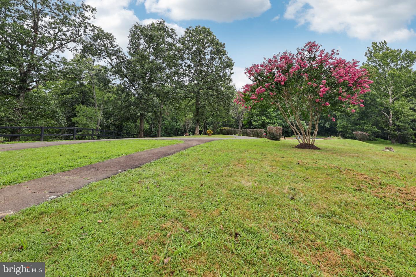 10102 FOXVILLE RD, WARRENTON, Virginia 20186, 5 Bedrooms Bedrooms, ,2 BathroomsBathrooms,Residential,For sale,10102 FOXVILLE RD,VAFQ2017368 MLS # VAFQ2017368
