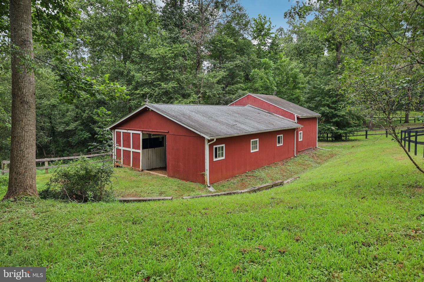 10102 FOXVILLE RD, WARRENTON, Virginia 20186, 5 Bedrooms Bedrooms, ,2 BathroomsBathrooms,Residential,For sale,10102 FOXVILLE RD,VAFQ2017368 MLS # VAFQ2017368