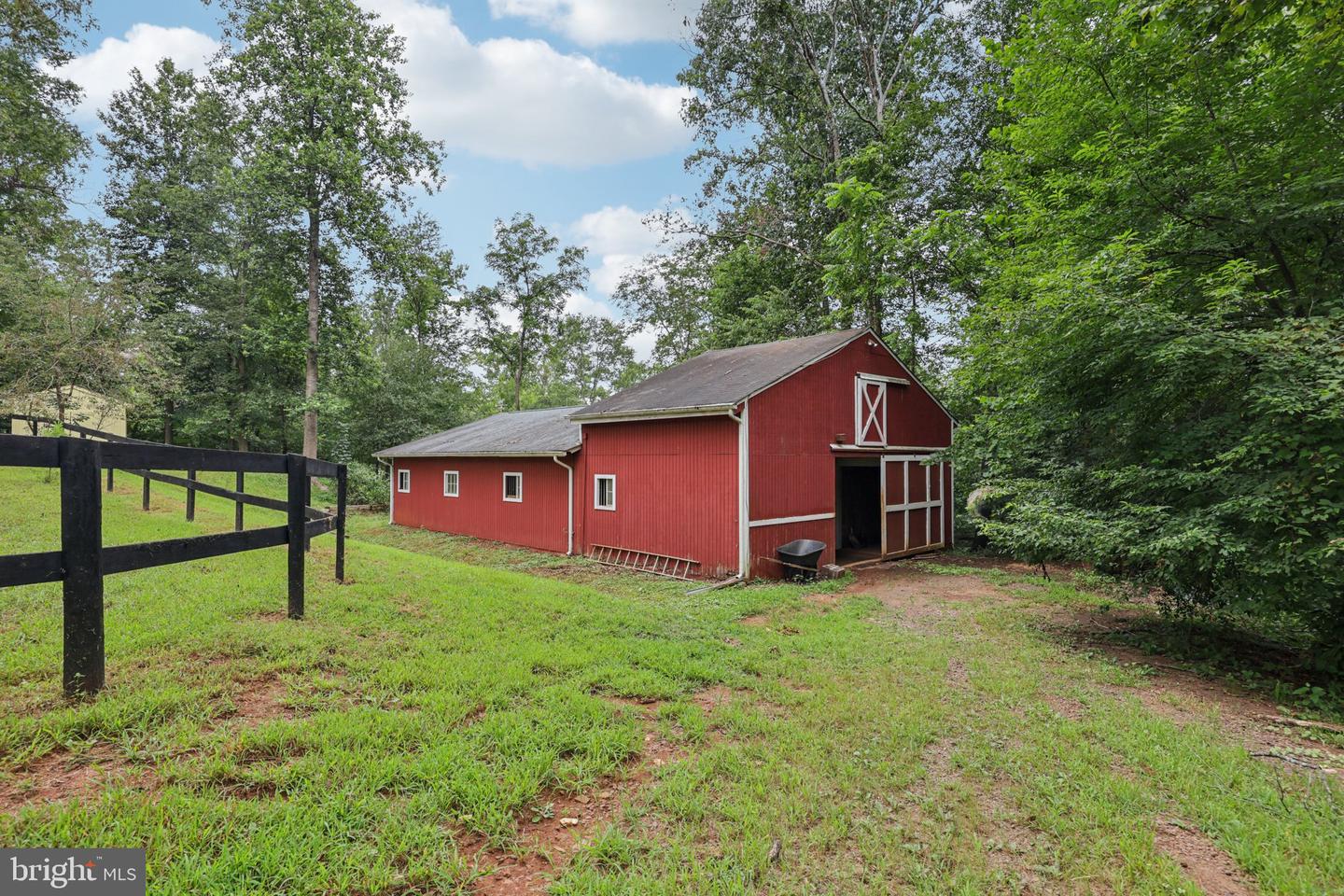 10102 FOXVILLE RD, WARRENTON, Virginia 20186, 5 Bedrooms Bedrooms, ,2 BathroomsBathrooms,Residential,For sale,10102 FOXVILLE RD,VAFQ2017368 MLS # VAFQ2017368