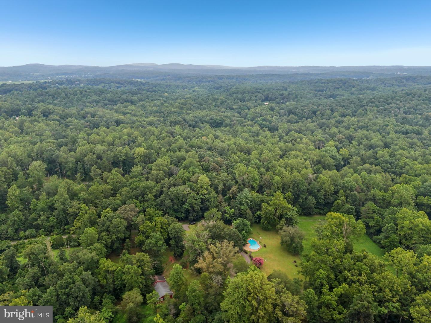10102 FOXVILLE RD, WARRENTON, Virginia 20186, 5 Bedrooms Bedrooms, ,2 BathroomsBathrooms,Residential,For sale,10102 FOXVILLE RD,VAFQ2017368 MLS # VAFQ2017368