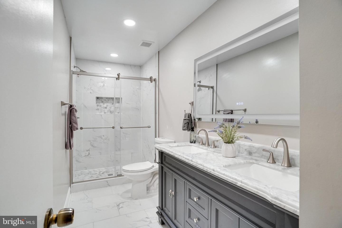 4258 FEATHERSTONE LN, THE PLAINS, Virginia 20198, 3 Bedrooms Bedrooms, ,3 BathroomsBathrooms,Residential,For sale,4258 FEATHERSTONE LN,VAFQ2017398 MLS # VAFQ2017398