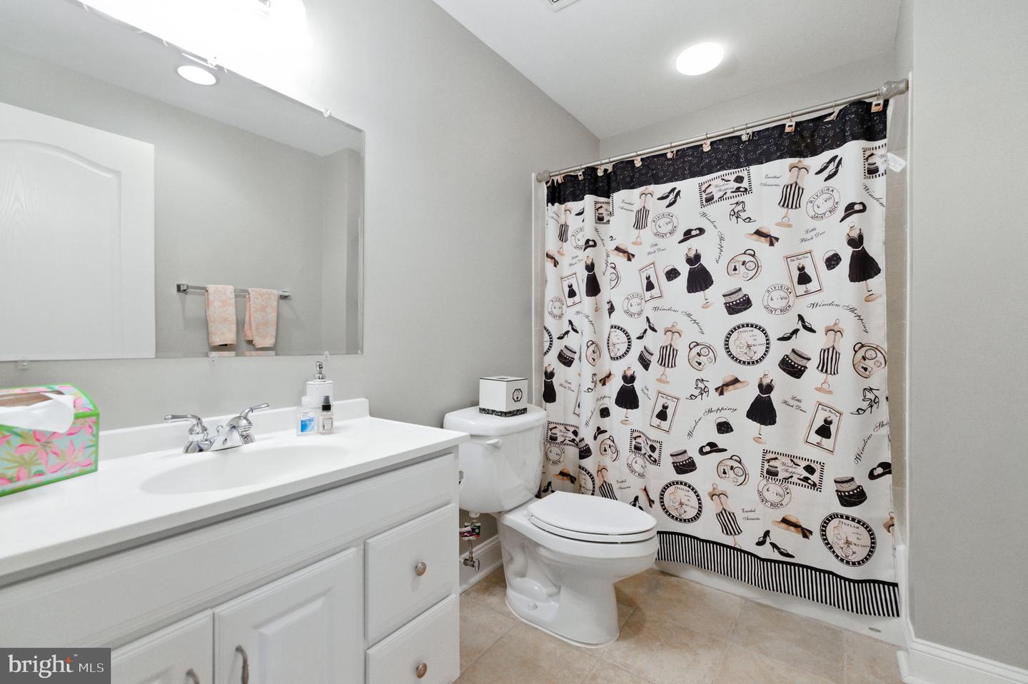 24198 HEATHER FIELD CT, ALDIE, Virginia 20105, 4 Bedrooms Bedrooms, ,4 BathroomsBathrooms,Residential,For sale,24198 HEATHER FIELD CT,VALO2103140 MLS # VALO2103140