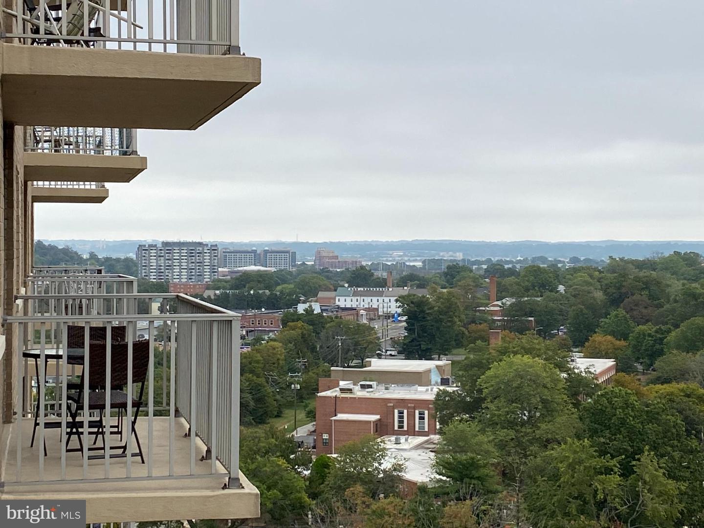 1225 MARTHA CUSTIS DR #1406, ALEXANDRIA, Virginia 22302, 1 Bedroom Bedrooms, ,1 BathroomBathrooms,Residential,For sale,1225 MARTHA CUSTIS DR #1406,VAAX2047874 MLS # VAAX2047874