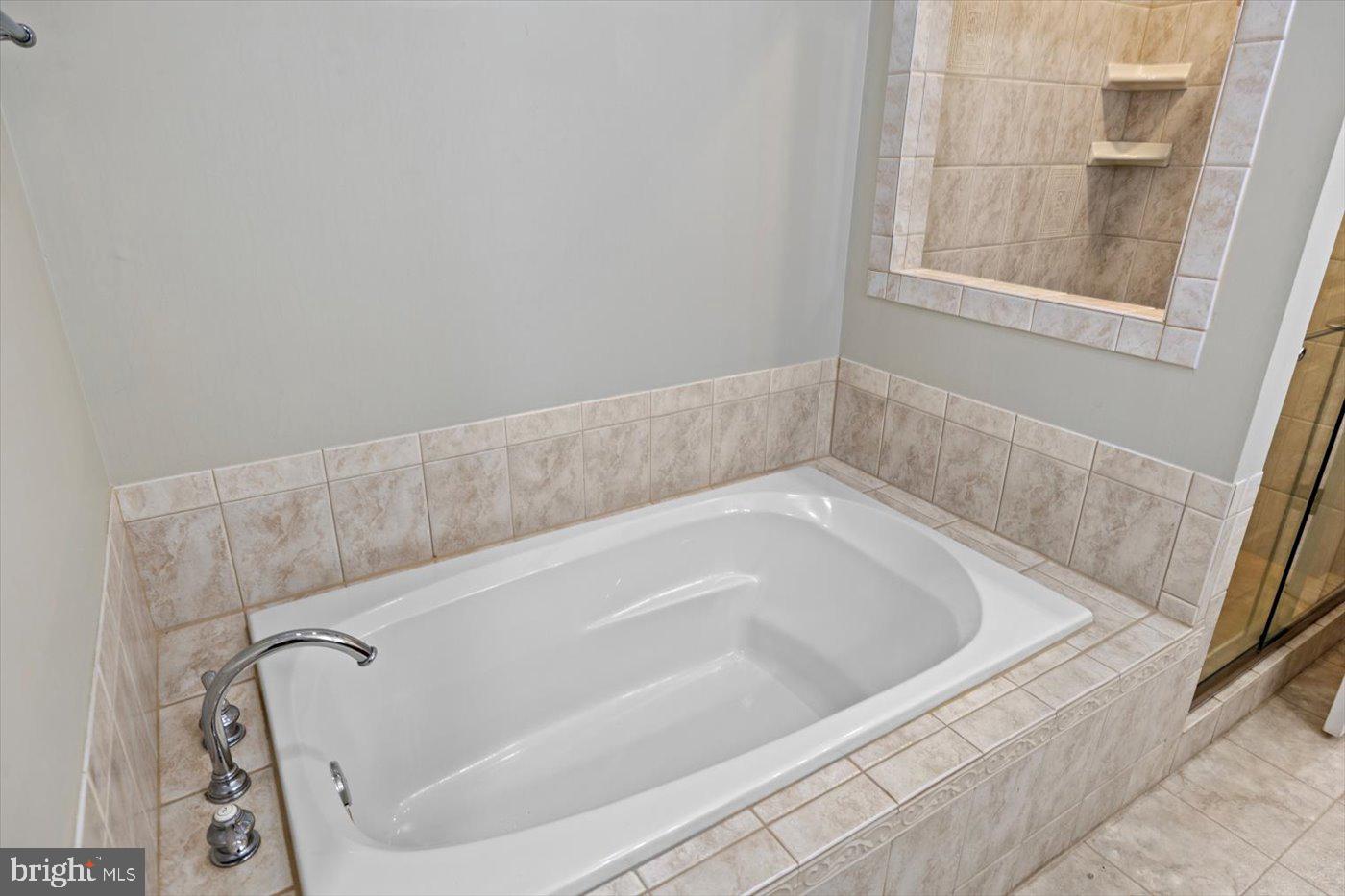 11012 FARMVIEW WAY, SPOTSYLVANIA, Virginia 22551, 4 Bedrooms Bedrooms, 9 Rooms Rooms,2 BathroomsBathrooms,Residential,For sale,11012 FARMVIEW WAY,VASP2035074 MLS # VASP2035074