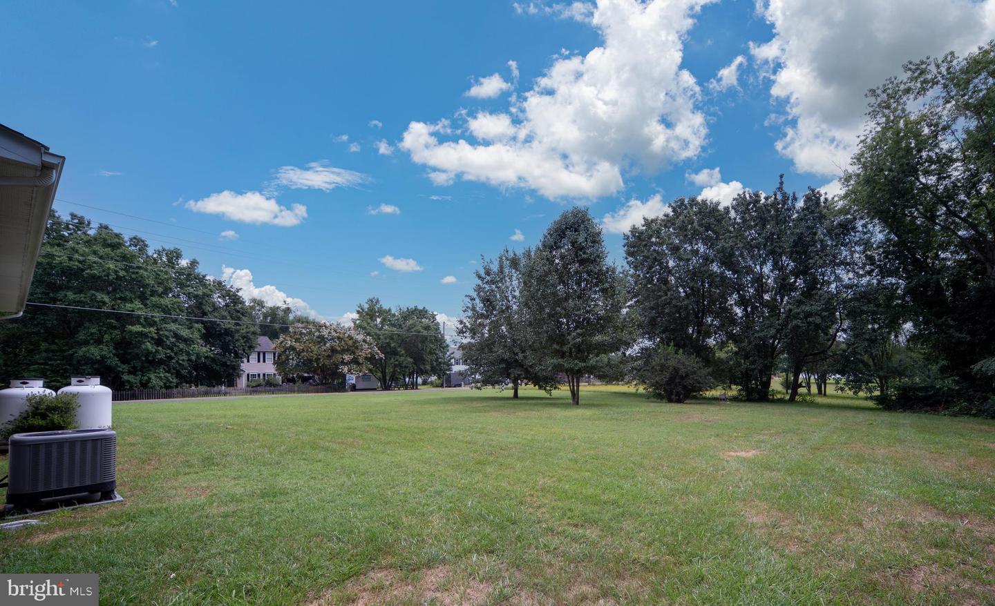 11635 ASHBY DR, FREDERICKSBURG, Virginia 22407, 3 Bedrooms Bedrooms, ,2 BathroomsBathrooms,Residential,For sale,11635 ASHBY DR,VASP2035104 MLS # VASP2035104