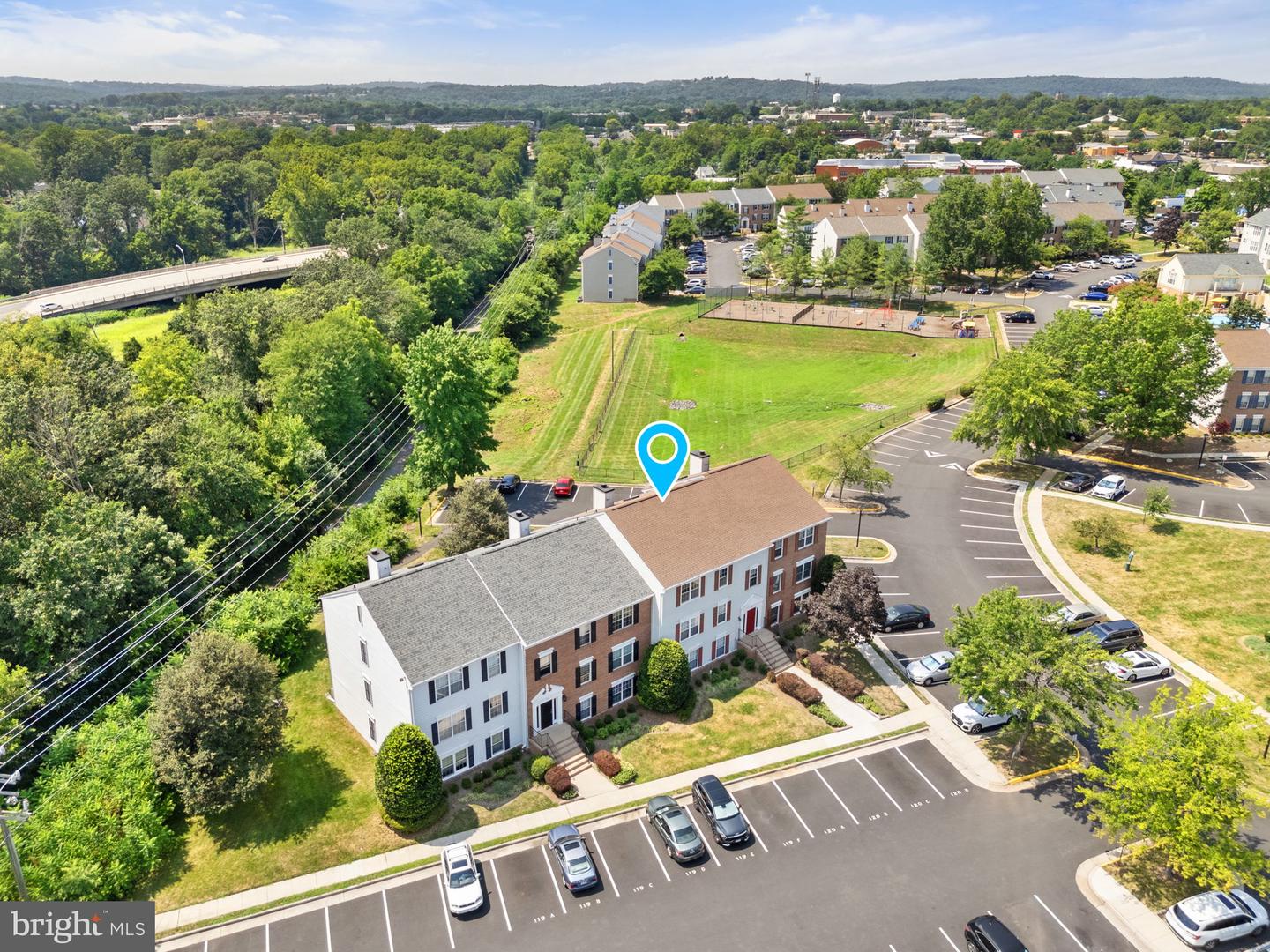120 PROSPERITY AVE SE #E, LEESBURG, Virginia 20175, 2 Bedrooms Bedrooms, ,2 BathroomsBathrooms,Residential,For sale,120 PROSPERITY AVE SE #E,VALO2103652 MLS # VALO2103652