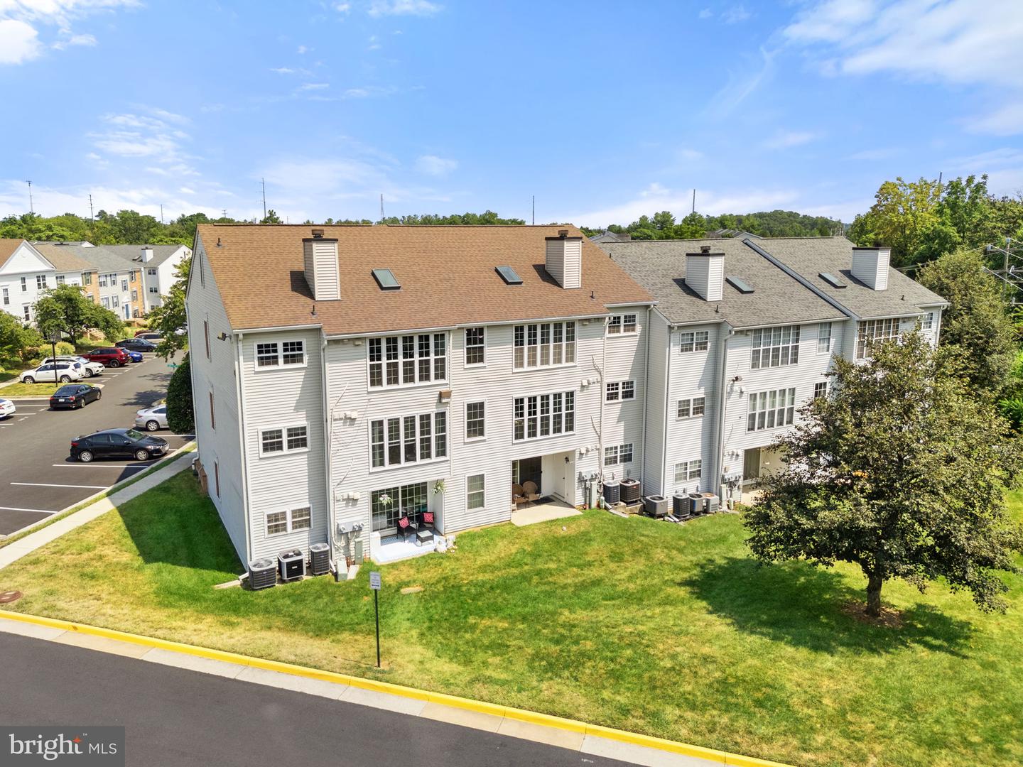 120 PROSPERITY AVE SE #E, LEESBURG, Virginia 20175, 2 Bedrooms Bedrooms, ,2 BathroomsBathrooms,Residential,For sale,120 PROSPERITY AVE SE #E,VALO2103652 MLS # VALO2103652