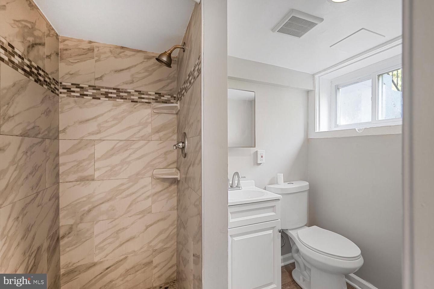 1355 KENNEDY ST NW, WASHINGTON, District Of Columbia 20011, 5 Bedrooms Bedrooms, ,2 BathroomsBathrooms,Residential,For sale,1355 KENNEDY ST NW,DCDC2213676 MLS # DCDC2213676