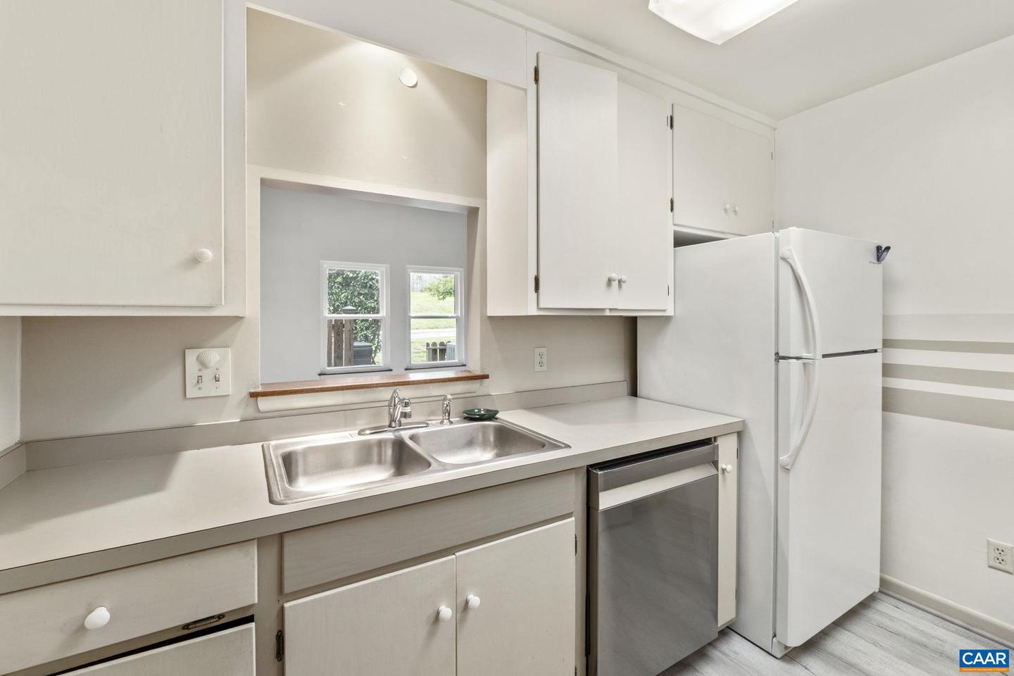 767 EXTON CT, CHARLOTTESVILLE, Virginia 22901, 2 Bedrooms Bedrooms, ,1 BathroomBathrooms,Residential,For sale,767 EXTON CT,667483 MLS # 667483