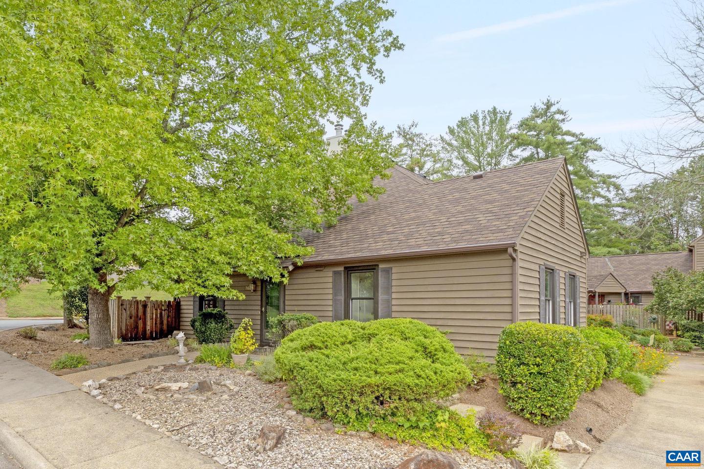 767 EXTON CT, CHARLOTTESVILLE, Virginia 22901, 2 Bedrooms Bedrooms, ,1 BathroomBathrooms,Residential,For sale,767 EXTON CT,667483 MLS # 667483