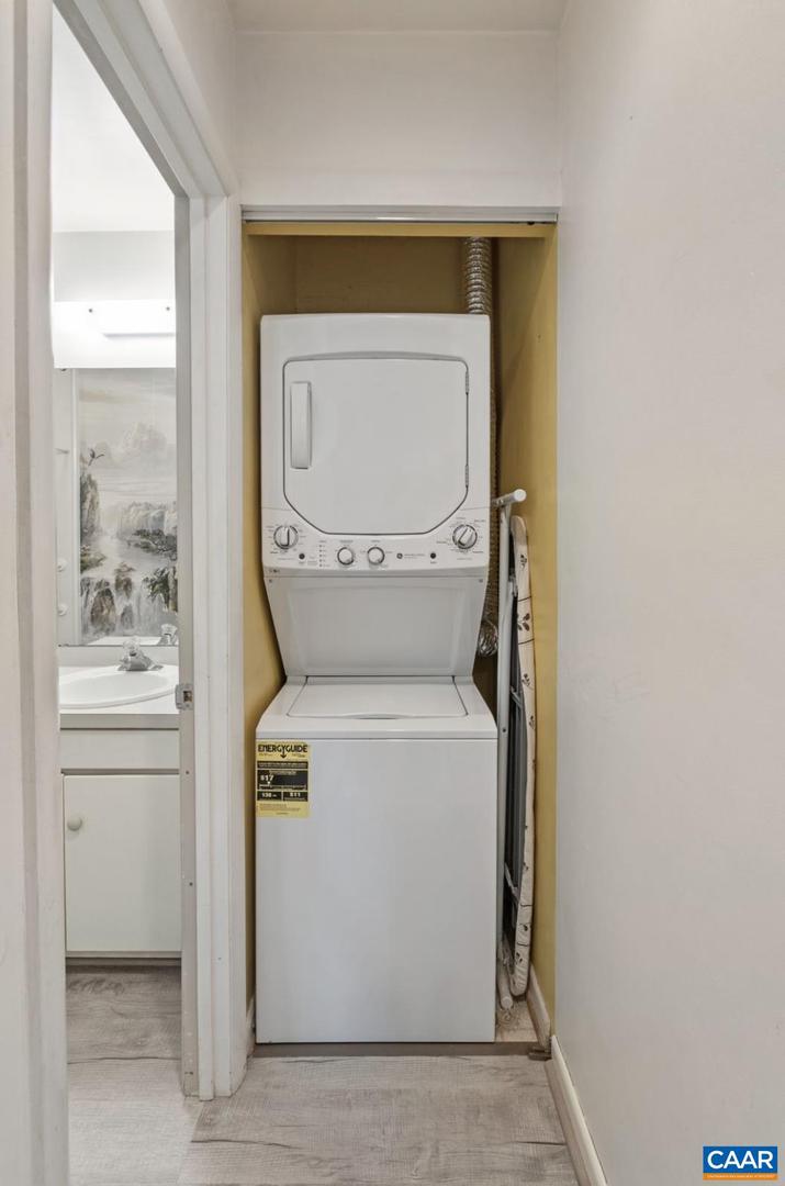 767 EXTON CT, CHARLOTTESVILLE, Virginia 22901, 2 Bedrooms Bedrooms, ,1 BathroomBathrooms,Residential,For sale,767 EXTON CT,667483 MLS # 667483 767 EXTON CT, CHARLOTTESVILLE, Virginia 22901, 2 Bedrooms Bedrooms, ,1 BathroomBathrooms,Residential,For sale,767 EXTON CT,667483 MLS # 667483