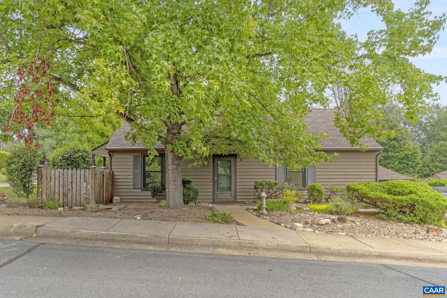 767 EXTON CT, CHARLOTTESVILLE, Virginia 22901, 2 Bedrooms Bedrooms, ,1 BathroomBathrooms,Residential,For sale,767 EXTON CT,667483 MLS # 667483