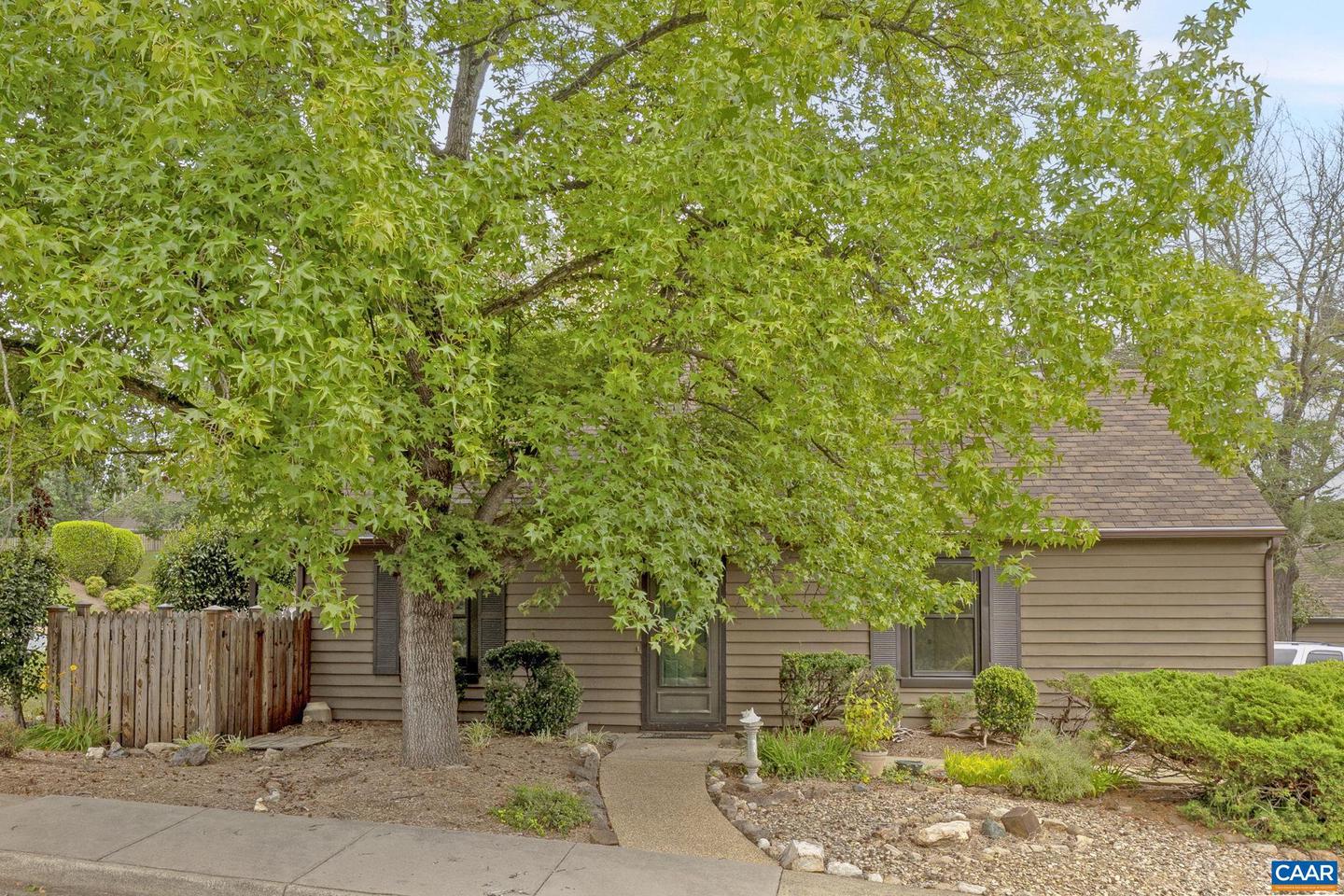 767 EXTON CT, CHARLOTTESVILLE, Virginia 22901, 2 Bedrooms Bedrooms, ,1 BathroomBathrooms,Residential,For sale,767 EXTON CT,667483 MLS # 667483