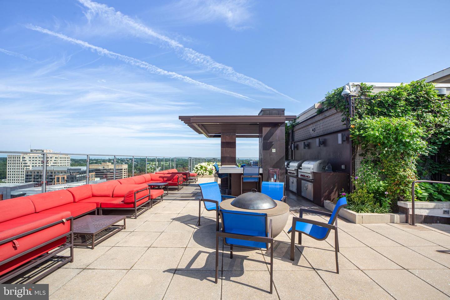 851 N GLEBE RD #1608, ARLINGTON, Virginia 22203, 1 Bedroom Bedrooms, ,1 BathroomBathrooms,Residential,For sale,851 N GLEBE RD #1608,VAAR2061924 MLS # VAAR2061924