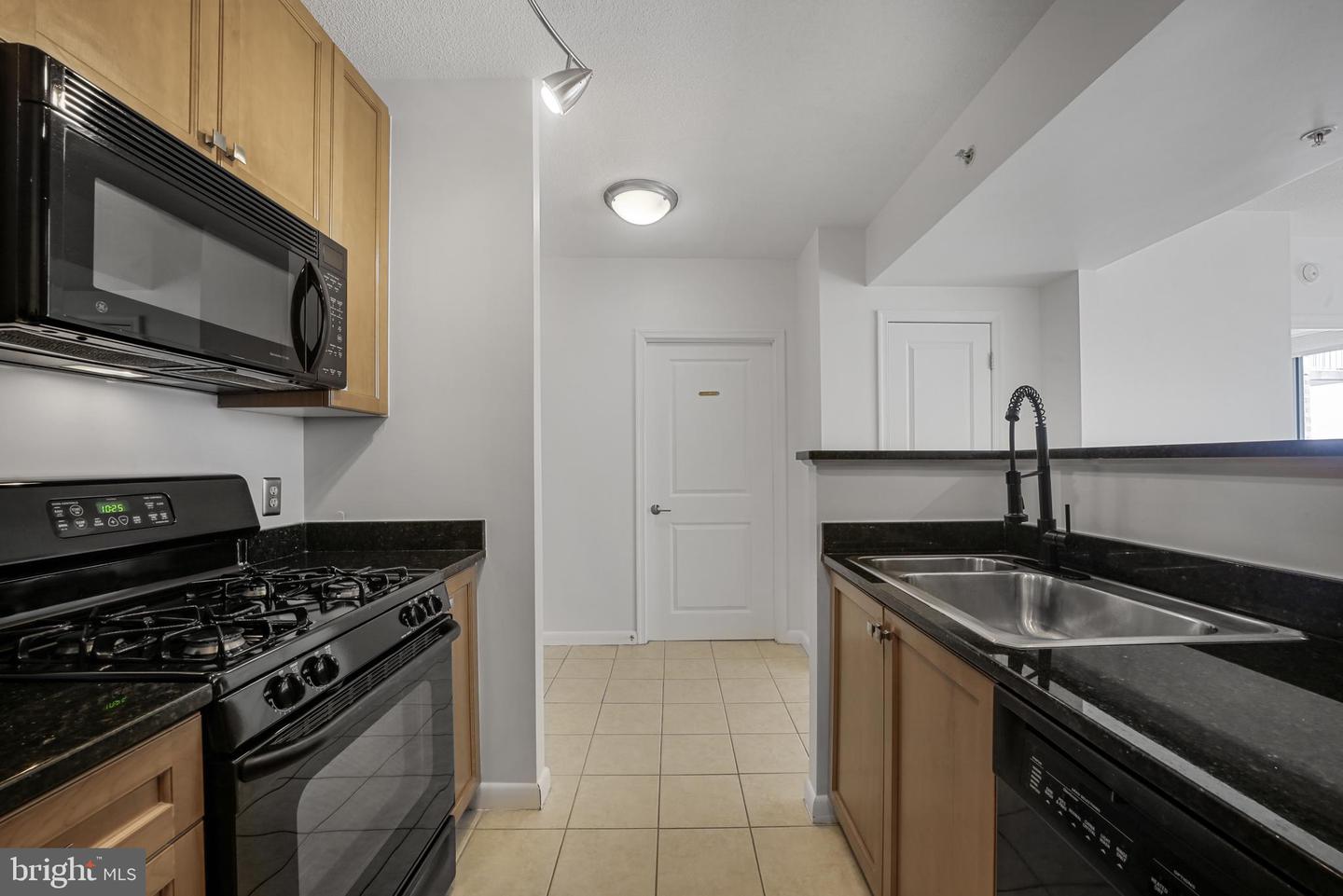 851 N GLEBE RD #1608, ARLINGTON, Virginia 22203, 1 Bedroom Bedrooms, ,1 BathroomBathrooms,Residential,For sale,851 N GLEBE RD #1608,VAAR2061924 MLS # VAAR2061924