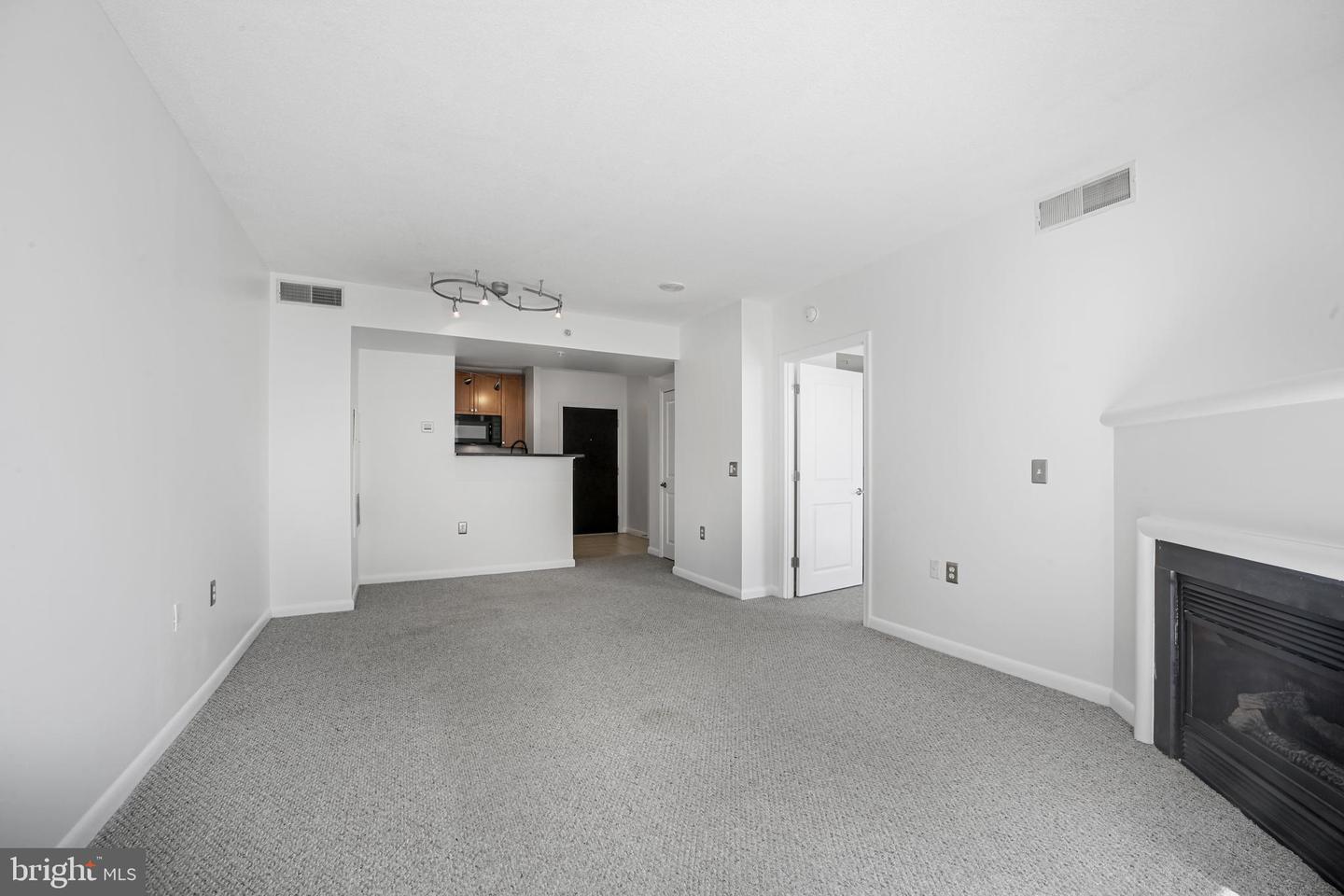 851 N GLEBE RD #1608, ARLINGTON, Virginia 22203, 1 Bedroom Bedrooms, ,1 BathroomBathrooms,Residential,For sale,851 N GLEBE RD #1608,VAAR2061924 MLS # VAAR2061924