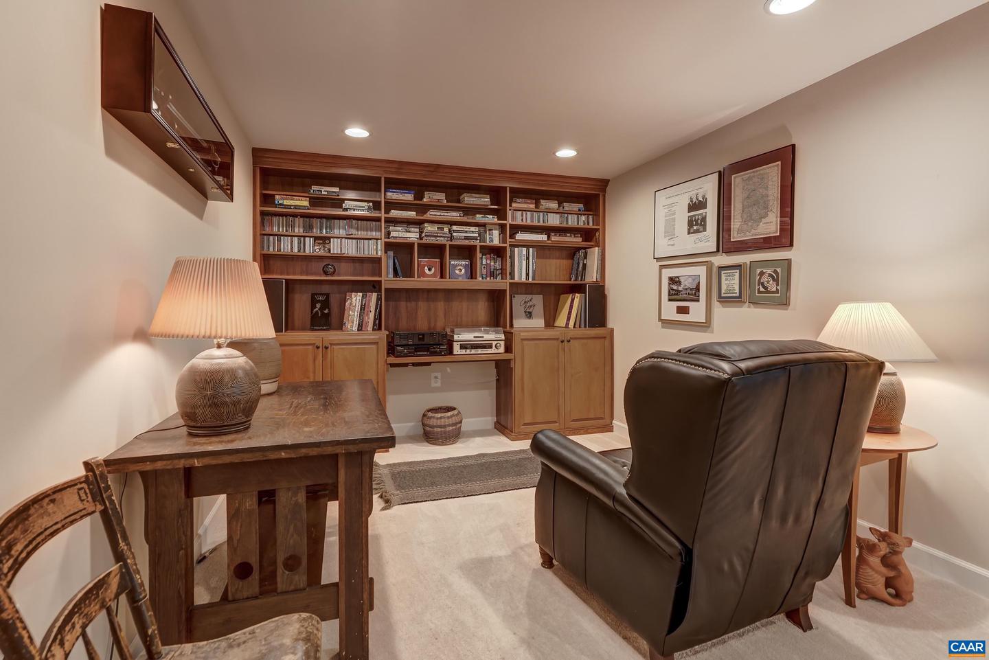 1608 SAWGRASS CT, CHARLOTTESVILLE, Virginia 22901, 3 Bedrooms Bedrooms, ,2 BathroomsBathrooms,Residential,For sale,1608 SAWGRASS CT,667516 MLS # 667516