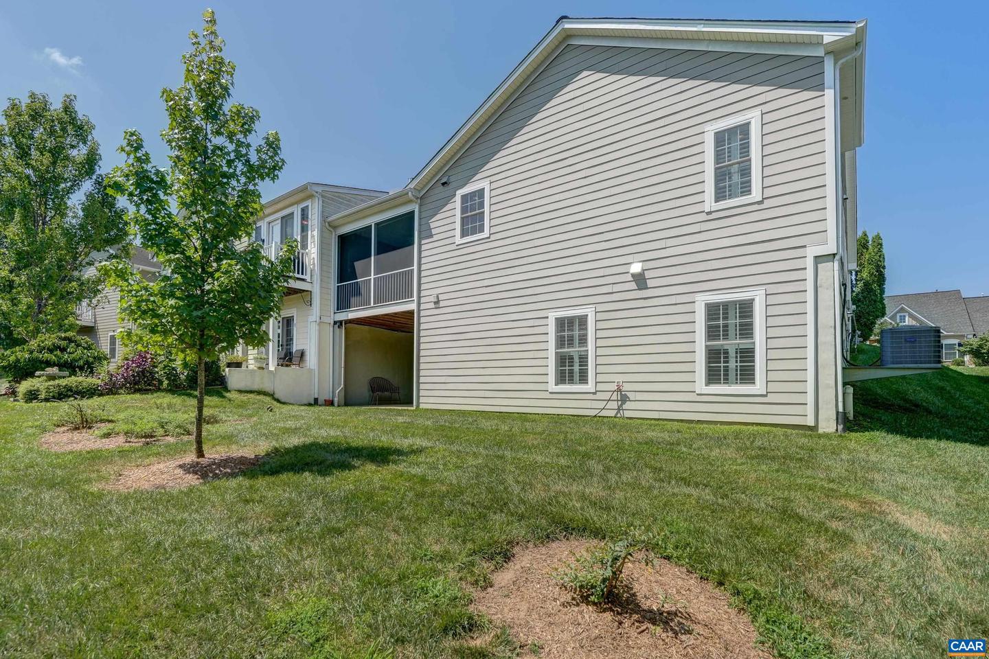 1608 SAWGRASS CT, CHARLOTTESVILLE, Virginia 22901, 3 Bedrooms Bedrooms, ,2 BathroomsBathrooms,Residential,For sale,1608 SAWGRASS CT,667516 MLS # 667516