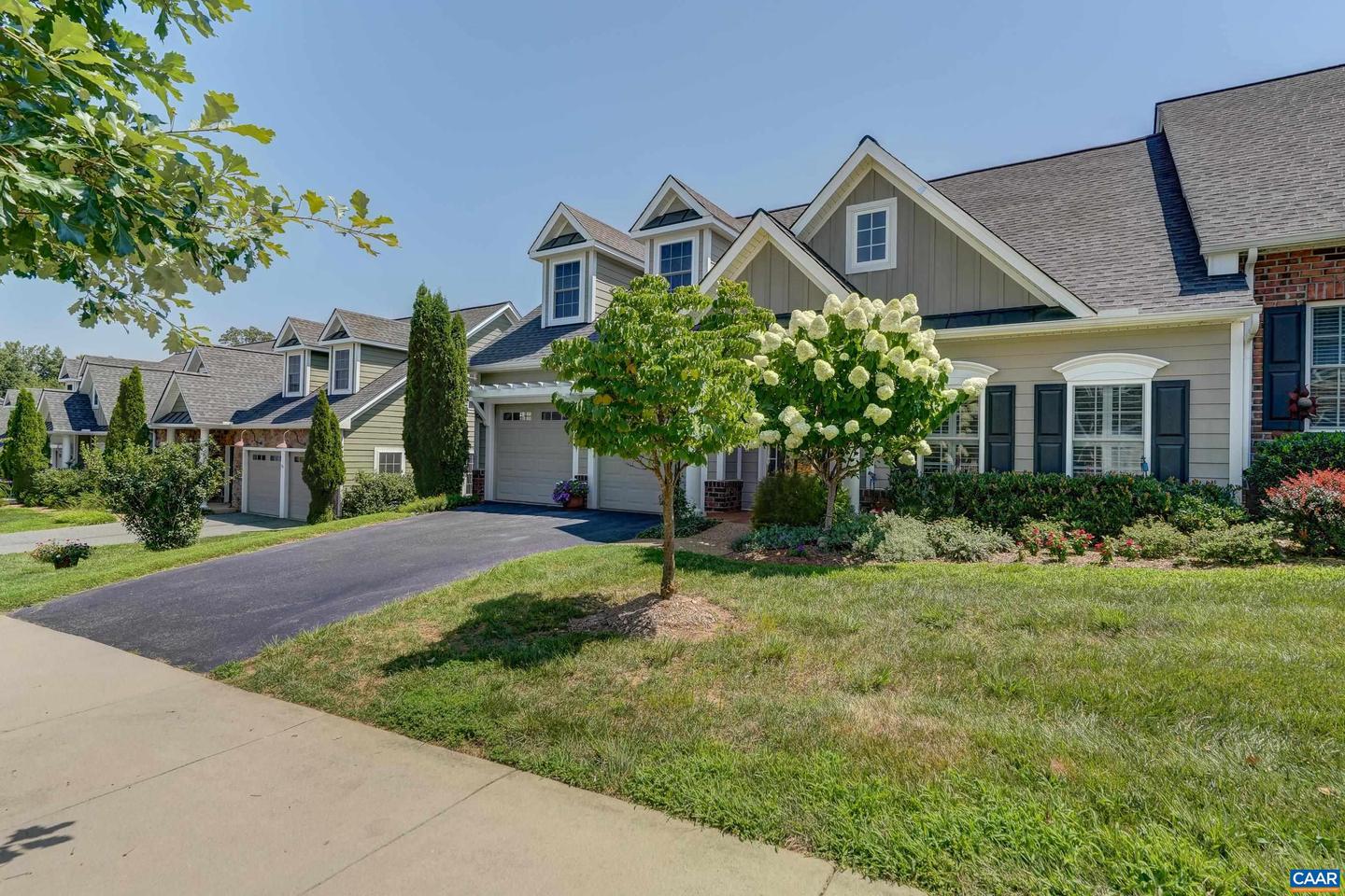 1608 SAWGRASS CT, CHARLOTTESVILLE, Virginia 22901, 3 Bedrooms Bedrooms, ,2 BathroomsBathrooms,Residential,For sale,1608 SAWGRASS CT,667516 MLS # 667516