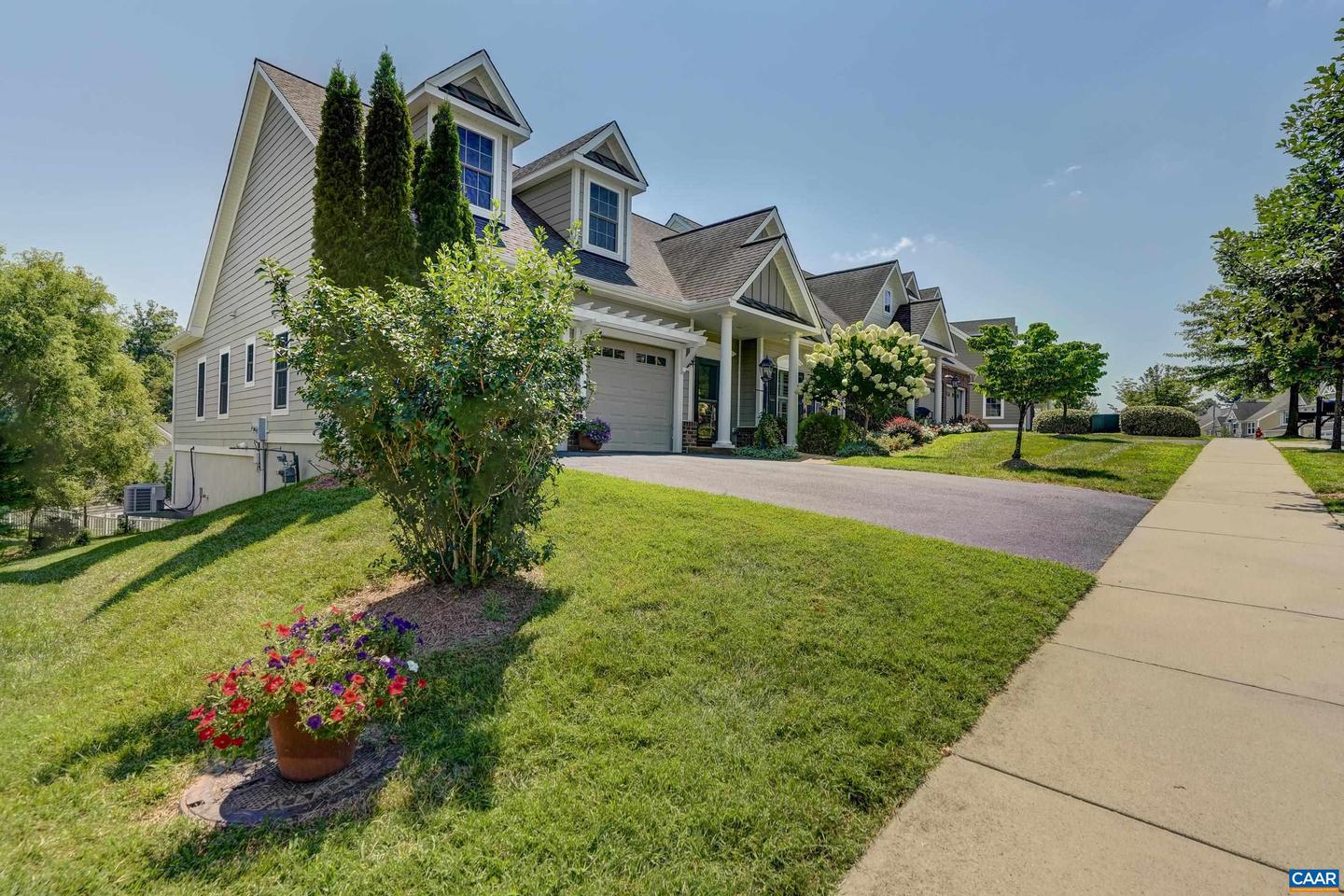 1608 SAWGRASS CT, CHARLOTTESVILLE, Virginia 22901, 3 Bedrooms Bedrooms, ,2 BathroomsBathrooms,Residential,For sale,1608 SAWGRASS CT,667516 MLS # 667516