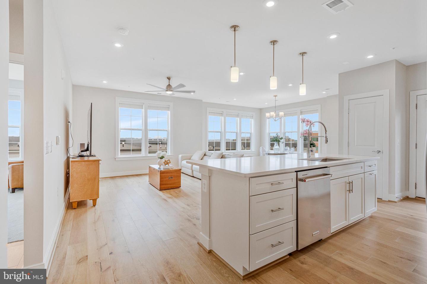 2320 FIELD POINT RD #4-408, HERNDON, Virginia 20171, 2 Bedrooms Bedrooms, ,2 BathroomsBathrooms,Residential,For sale,2320 FIELD POINT RD #4-408,VAFX2259690 MLS # VAFX2259690
