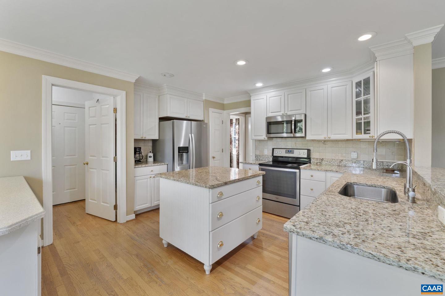 3462 SCOTTSVILLE RD, CHARLOTTESVILLE, Virginia 22902, 4 Bedrooms Bedrooms, ,3 BathroomsBathrooms,Residential,For sale,3462 SCOTTSVILLE RD,667537 MLS # 667537