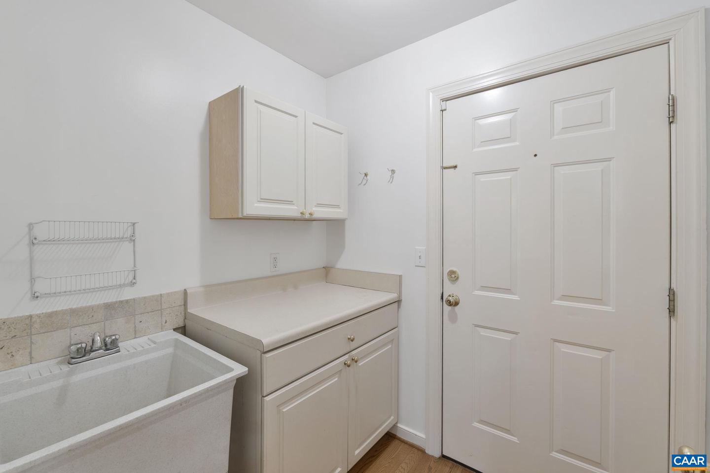 3462 SCOTTSVILLE RD, CHARLOTTESVILLE, Virginia 22902, 4 Bedrooms Bedrooms, ,3 BathroomsBathrooms,Residential,For sale,3462 SCOTTSVILLE RD,667537 MLS # 667537