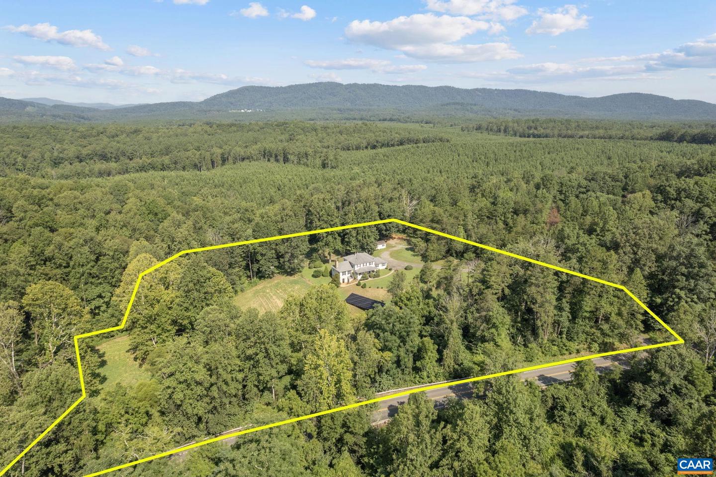 3462 SCOTTSVILLE RD, CHARLOTTESVILLE, Virginia 22902, 4 Bedrooms Bedrooms, ,3 BathroomsBathrooms,Residential,For sale,3462 SCOTTSVILLE RD,667537 MLS # 667537