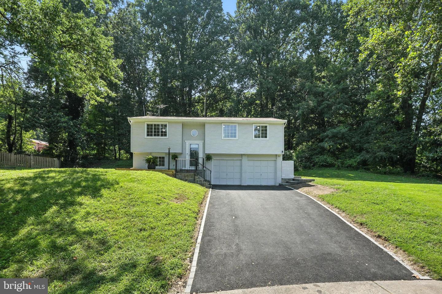 2527 TABOR CT, WOODBRIDGE, Virginia 22191, 3 Bedrooms Bedrooms, 11 Rooms Rooms,2 BathroomsBathrooms,Residential,For sale,2527 TABOR CT,VAPW2100948 MLS # VAPW2100948