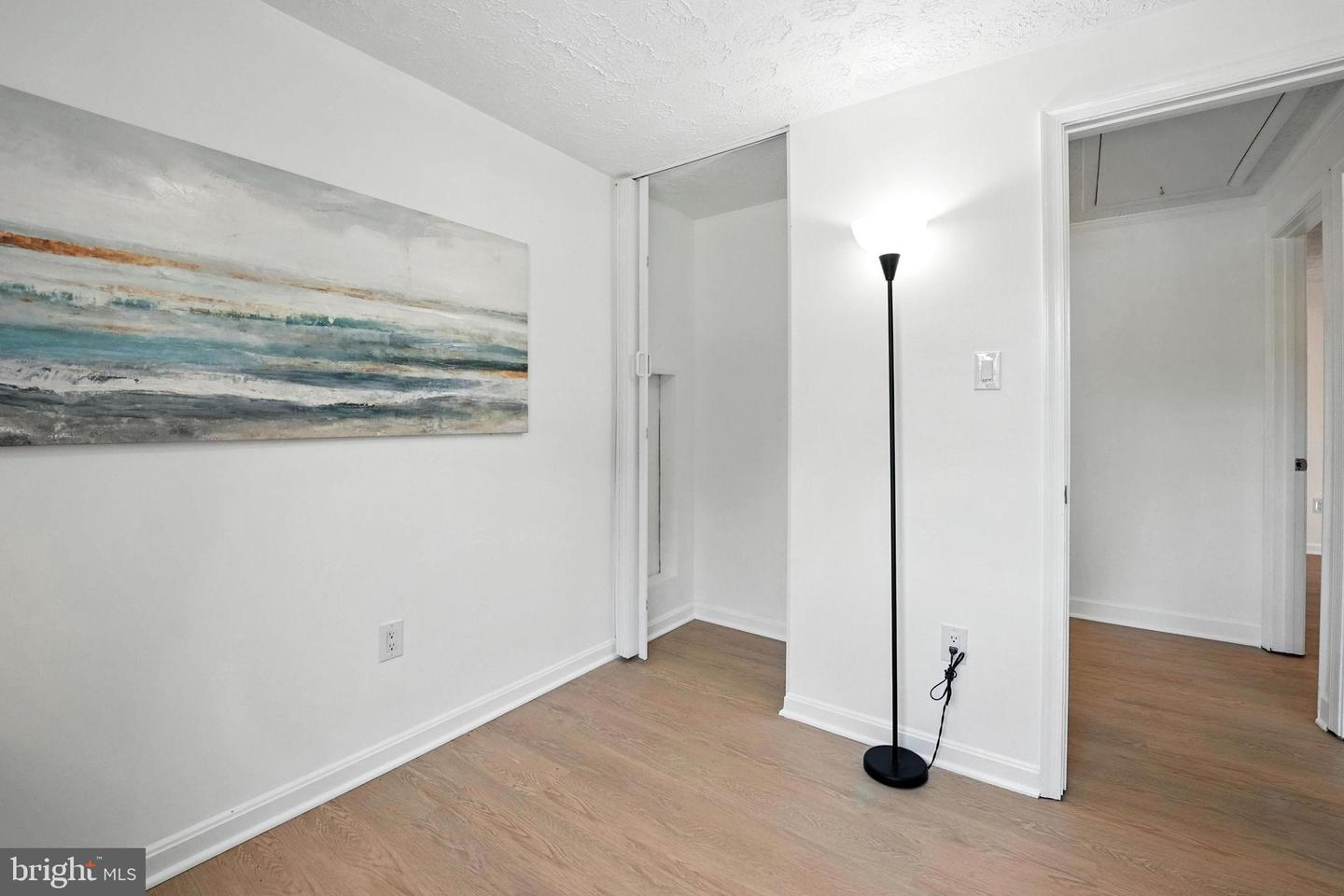 2527 TABOR CT, WOODBRIDGE, Virginia 22191, 3 Bedrooms Bedrooms, 11 Rooms Rooms,2 BathroomsBathrooms,Residential,For sale,2527 TABOR CT,VAPW2100948 MLS # VAPW2100948