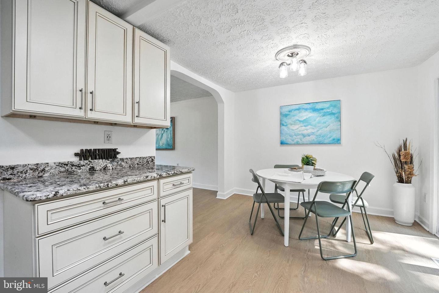 2527 TABOR CT, WOODBRIDGE, Virginia 22191, 3 Bedrooms Bedrooms, 11 Rooms Rooms,2 BathroomsBathrooms,Residential,For sale,2527 TABOR CT,VAPW2100948 MLS # VAPW2100948