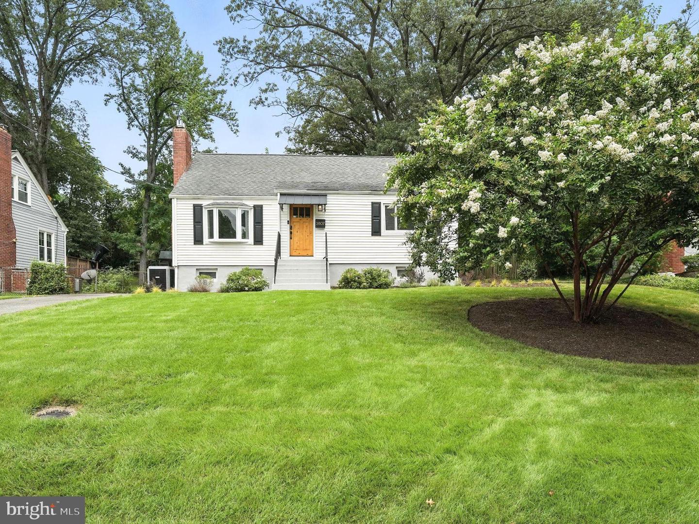 3807 TAFT AVE, ALEXANDRIA, Virginia 22304, 4 Bedrooms Bedrooms, ,3 BathroomsBathrooms,Residential,For sale,3807 TAFT AVE,VAAX2048332 MLS # VAAX2048332