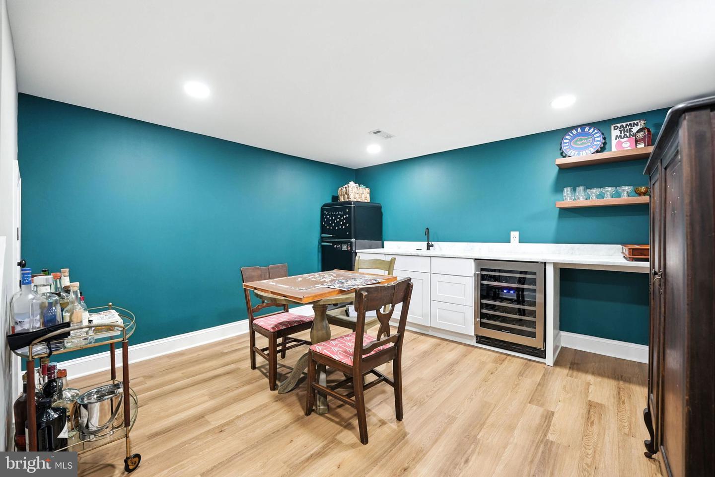 3807 TAFT AVE, ALEXANDRIA, Virginia 22304, 4 Bedrooms Bedrooms, ,3 BathroomsBathrooms,Residential,For sale,3807 TAFT AVE,VAAX2048332 MLS # VAAX2048332