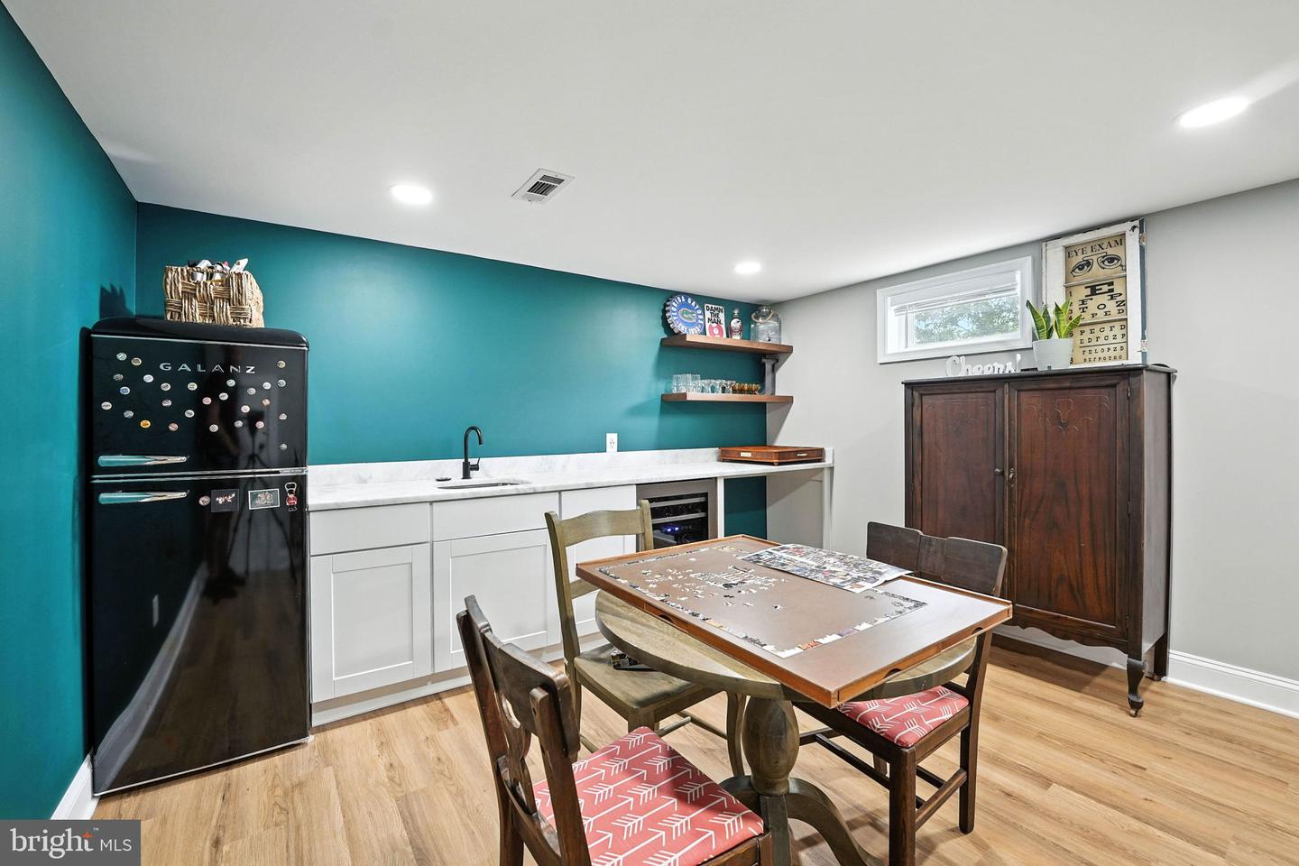 3807 TAFT AVE, ALEXANDRIA, Virginia 22304, 4 Bedrooms Bedrooms, ,3 BathroomsBathrooms,Residential,For sale,3807 TAFT AVE,VAAX2048332 MLS # VAAX2048332
