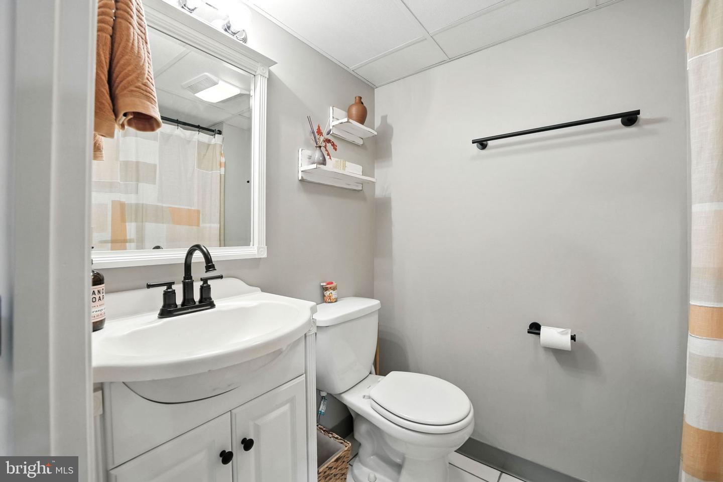 3807 TAFT AVE, ALEXANDRIA, Virginia 22304, 4 Bedrooms Bedrooms, ,3 BathroomsBathrooms,Residential,For sale,3807 TAFT AVE,VAAX2048332 MLS # VAAX2048332