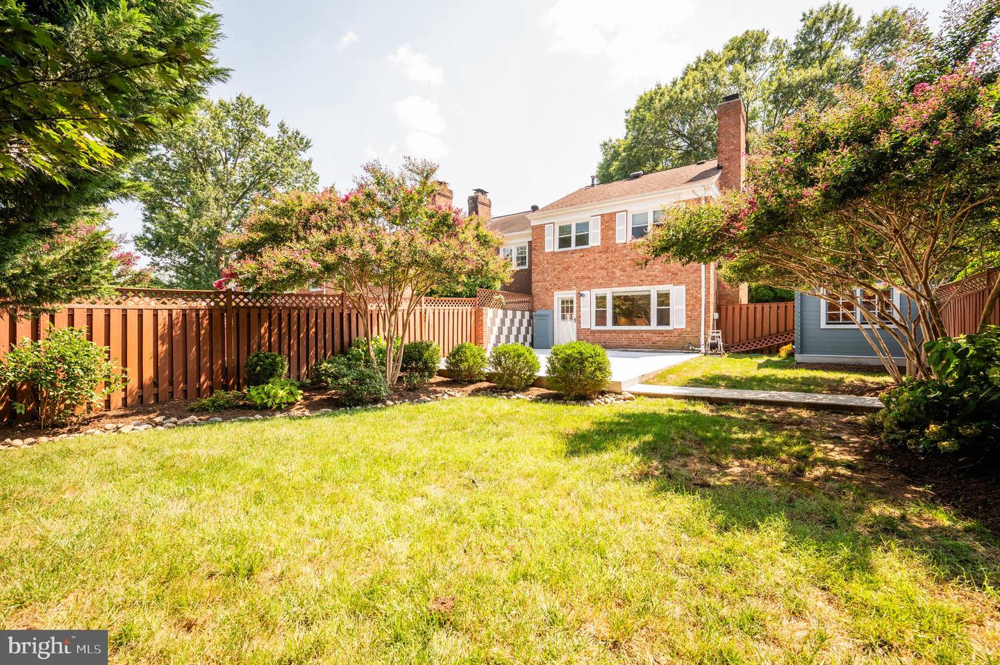 6065 HARDWICK PL, FALLS CHURCH, Virginia 22041, 3 Bedrooms Bedrooms, ,3 BathroomsBathrooms,Residential,For sale,6065 HARDWICK PL,VAFX2259916 MLS # VAFX2259916