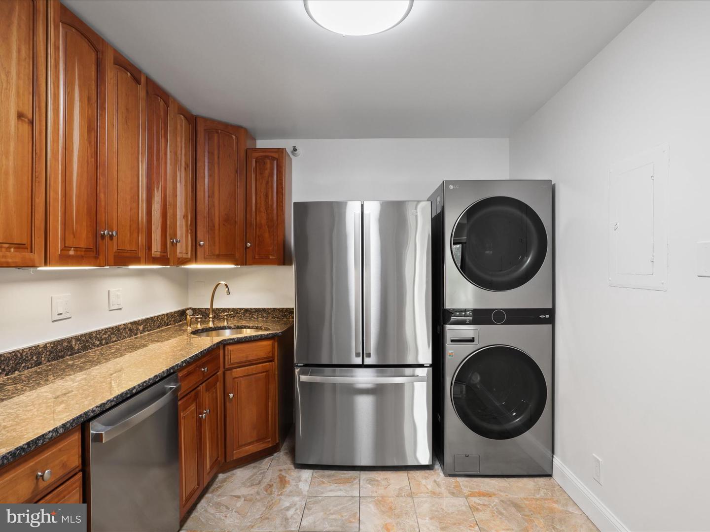 1600 N OAK ST #524, ARLINGTON, Virginia 22209, 1 Bedroom Bedrooms, ,1 BathroomBathrooms,Residential,For sale,1600 N OAK ST #524,VAAR2062002 MLS # VAAR2062002