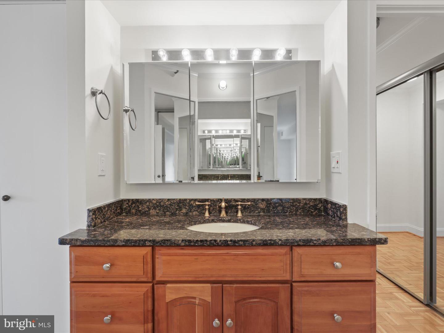 1600 N OAK ST #524, ARLINGTON, Virginia 22209, 1 Bedroom Bedrooms, ,1 BathroomBathrooms,Residential,For sale,1600 N OAK ST #524,VAAR2062002 MLS # VAAR2062002