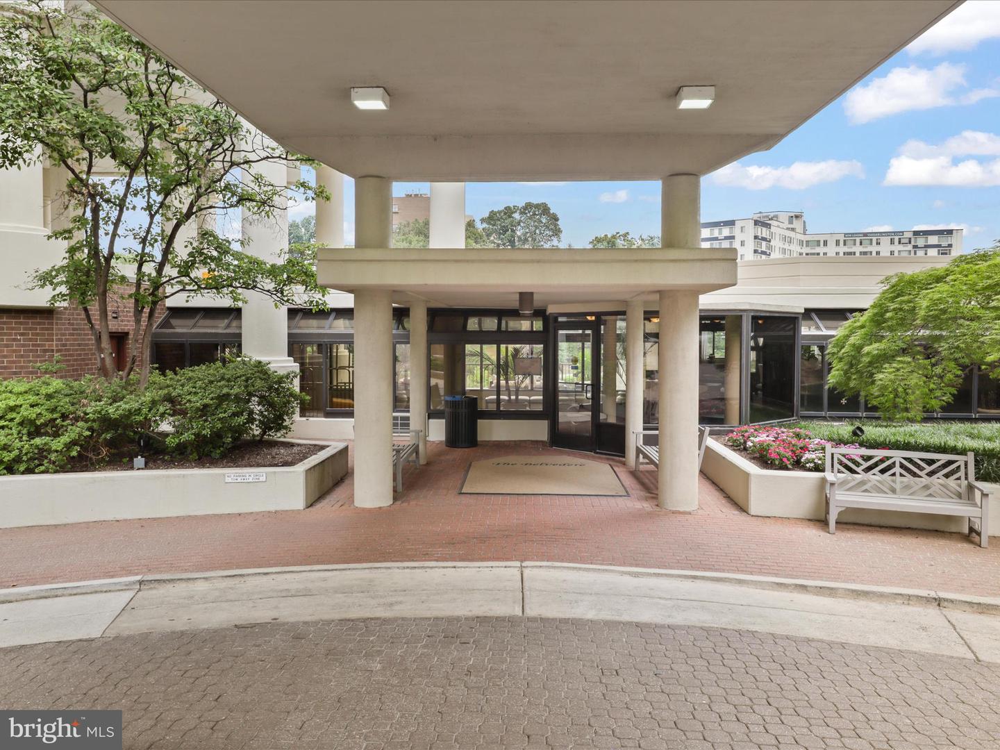 1600 N OAK ST #524, ARLINGTON, Virginia 22209, 1 Bedroom Bedrooms, ,1 BathroomBathrooms,Residential,For sale,1600 N OAK ST #524,VAAR2062002 MLS # VAAR2062002