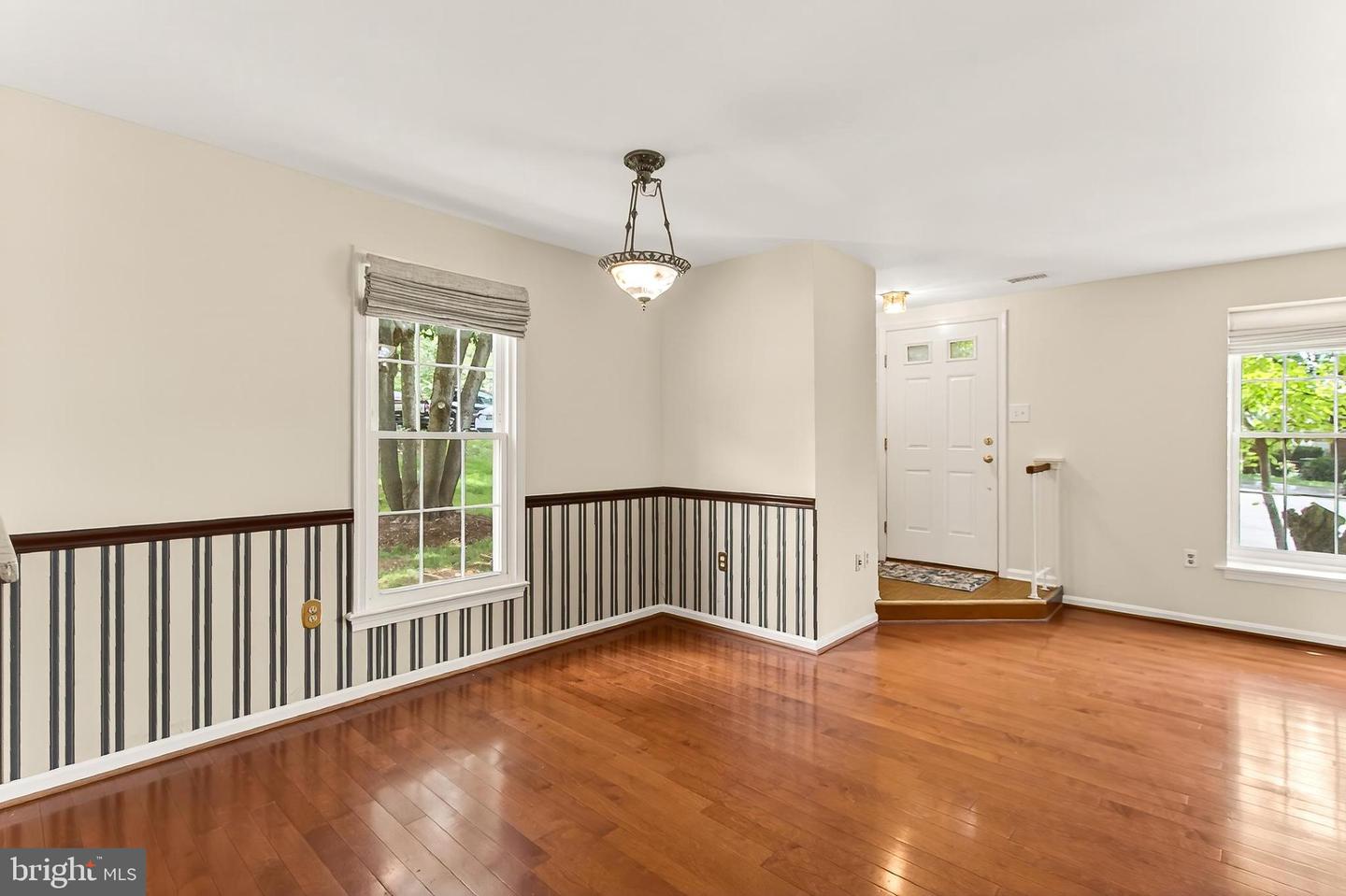 7462 TOWCHESTER CT, ALEXANDRIA, Virginia 22315, 3 Bedrooms Bedrooms, ,1 BathroomBathrooms,Residential,For sale,7462 TOWCHESTER CT,VAFX2259952 MLS # VAFX2259952